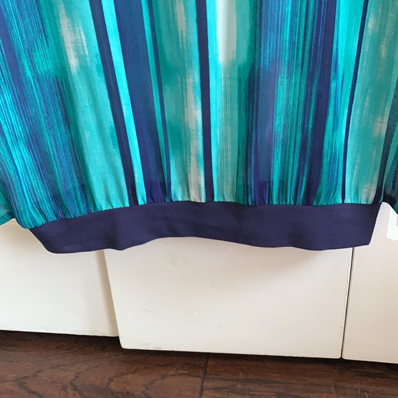 RW & Co. blouse - Picture 4 of 4